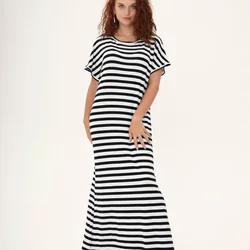 Довга трикотажна сукня-футболка в смужку 270360-1, 64/66 (270360-1s6466)