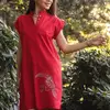 Лляна сукня-сорочка з вишивкою "Тукан" 270185, 50 (270185s50)